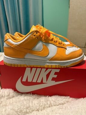 Nike women’s ' Dunk Low SE White & Yellow Casual Sneakers